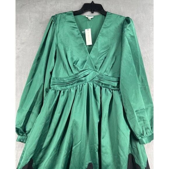 Anthropologie Nikasha Embroidered Satin Dress Size Medium V-neck - Picture 4 of 11